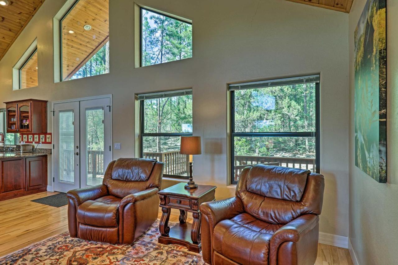 Serene Lakeside Cabin With Decks And Edler Lake Views! Pinetop-Lakeside Luaran gambar