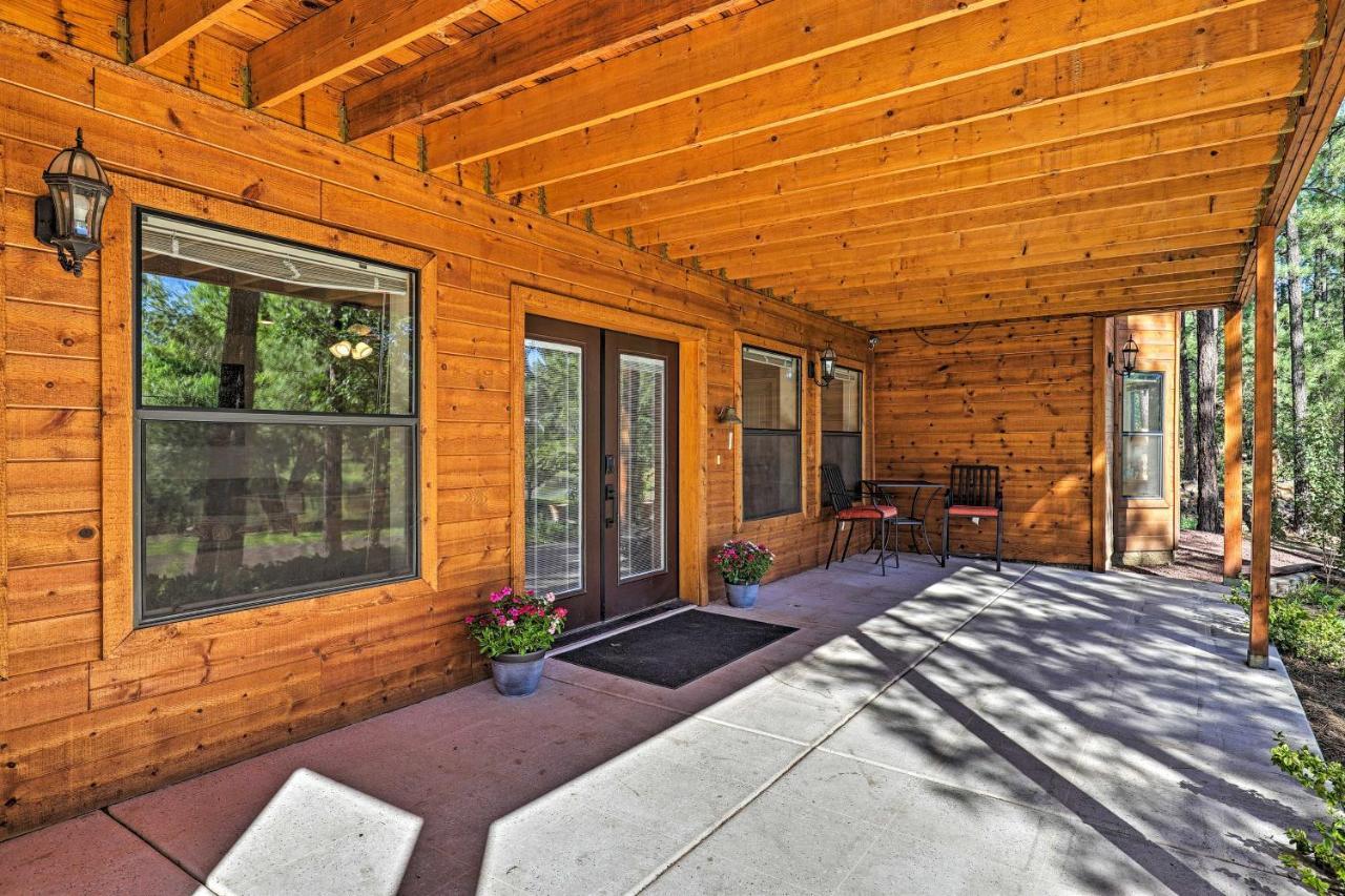 Serene Lakeside Cabin With Decks And Edler Lake Views! Pinetop-Lakeside Luaran gambar