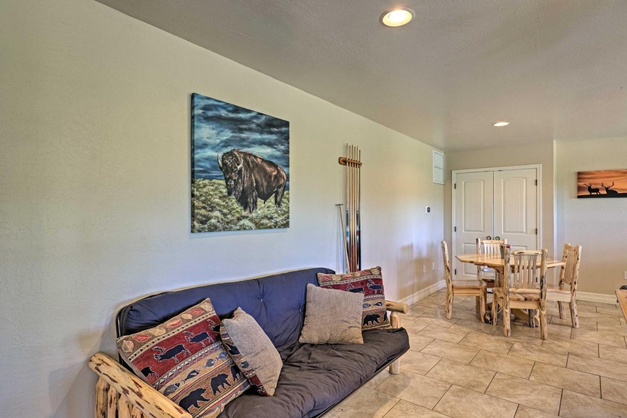 Serene Lakeside Cabin With Decks And Edler Lake Views! Pinetop-Lakeside Luaran gambar