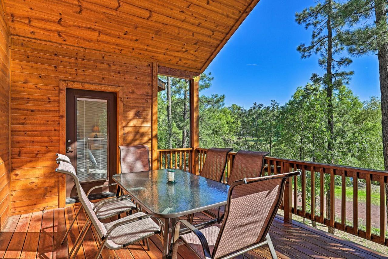Serene Lakeside Cabin With Decks And Edler Lake Views! Pinetop-Lakeside Luaran gambar